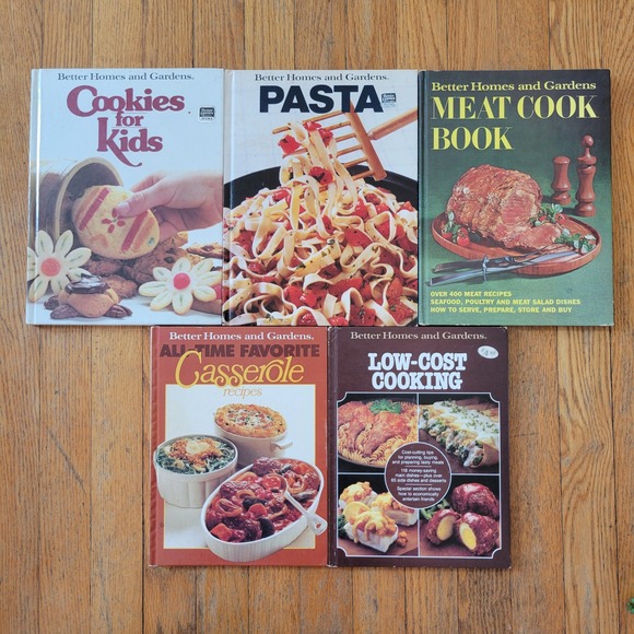Better Homes And Gardens Other - Better Homes and Gardens Vintage Cookbook Lot of 5 Pasta Meat Casserole Cookies